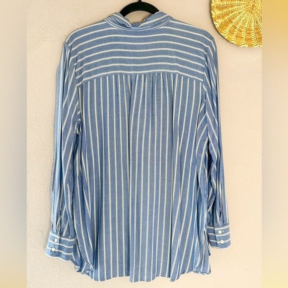 LOFT Striped Button Up Shirt European Summer Size Large - Picture 4 of 4